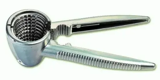 [6003902] CASSE NOIX ET OUVRE CHAMPAGNE